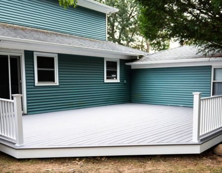 composite-deck-installation-minneapolis-minnesota-deck-builder_pe-1024x585